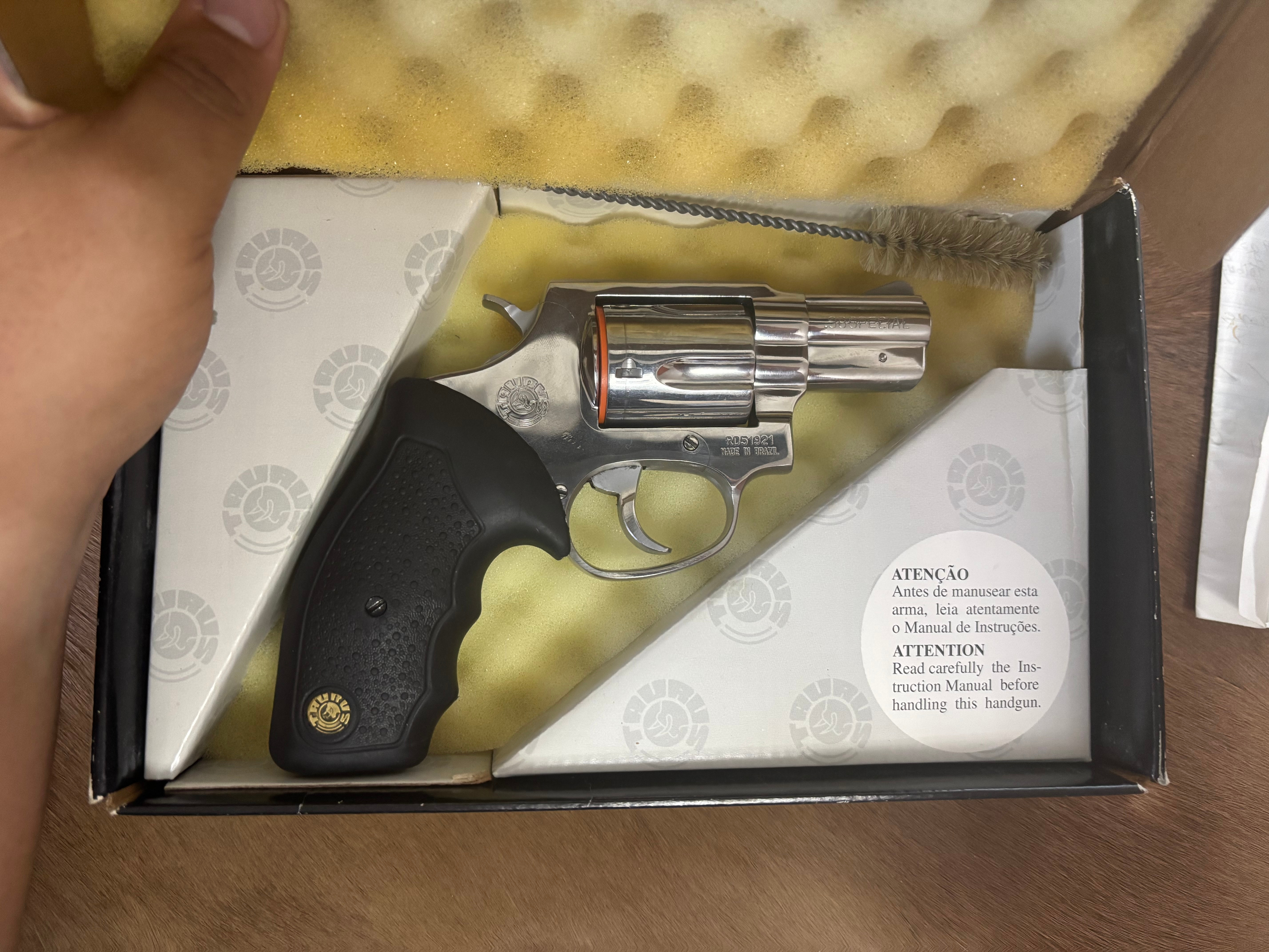Taurus .38 Special revolver (5-shot)