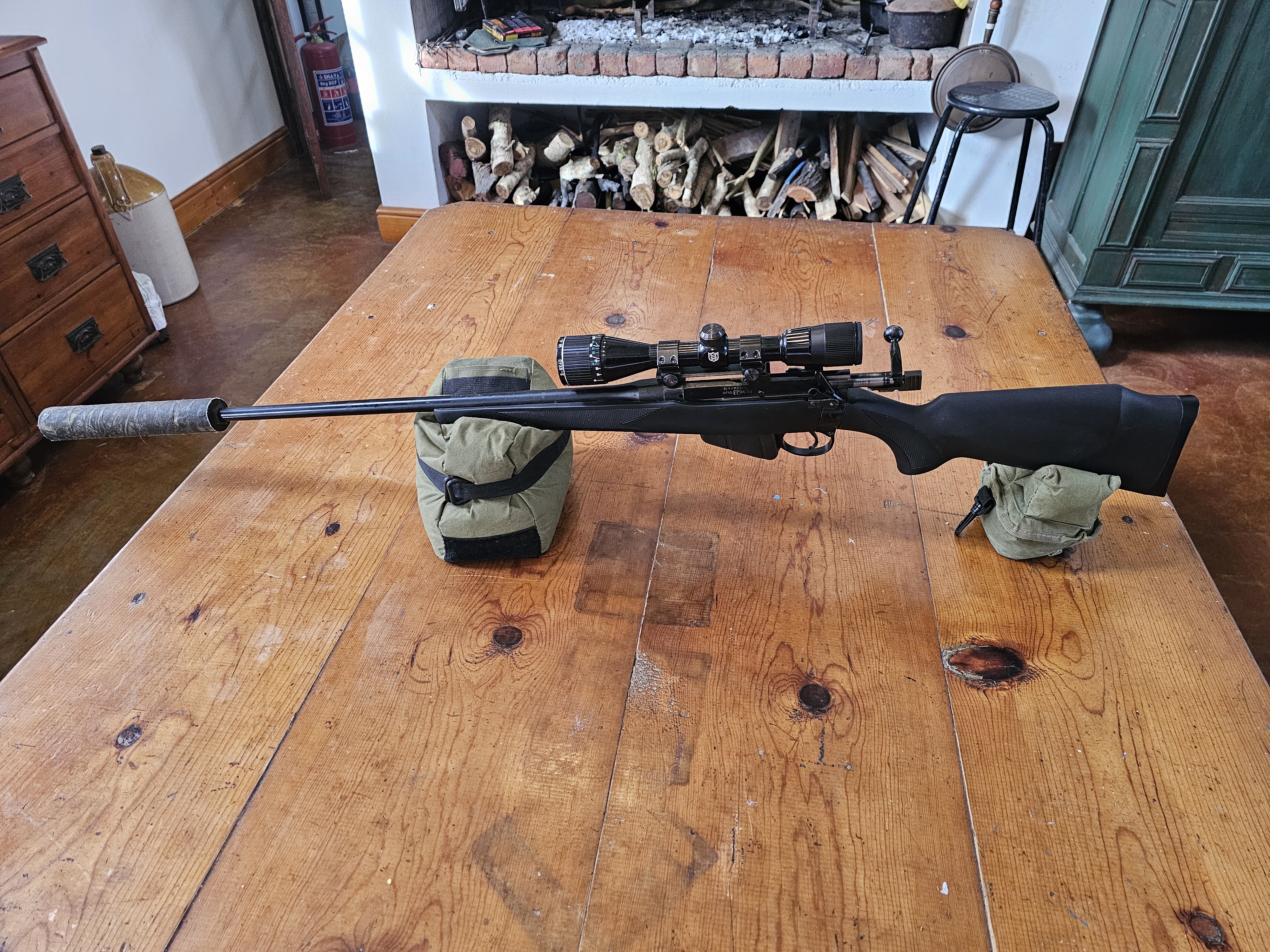 Lee Enfield. 303 British
