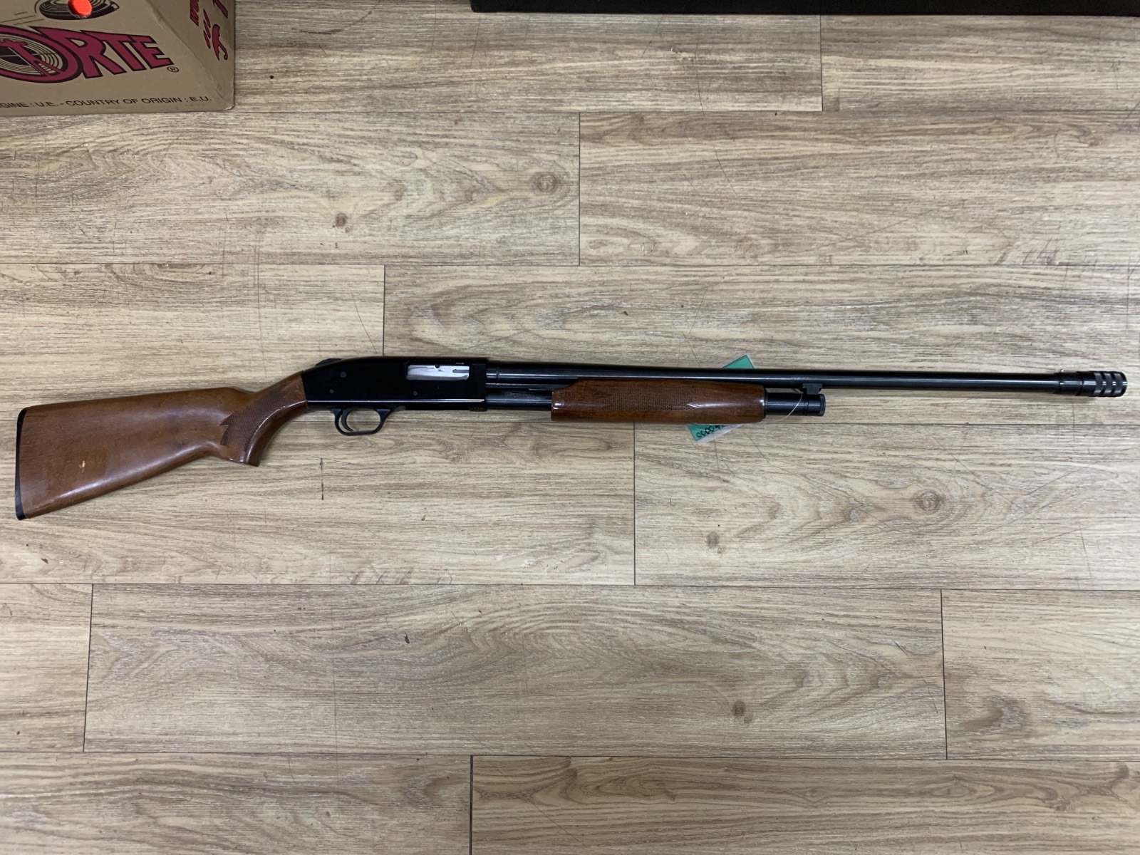 Mossberg 600at 12G
