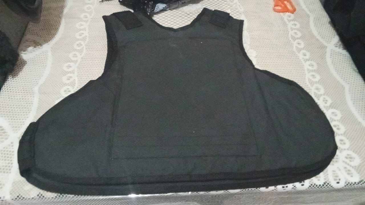 Dyneema (38- 9MM) bullet-proof vests - Image 2