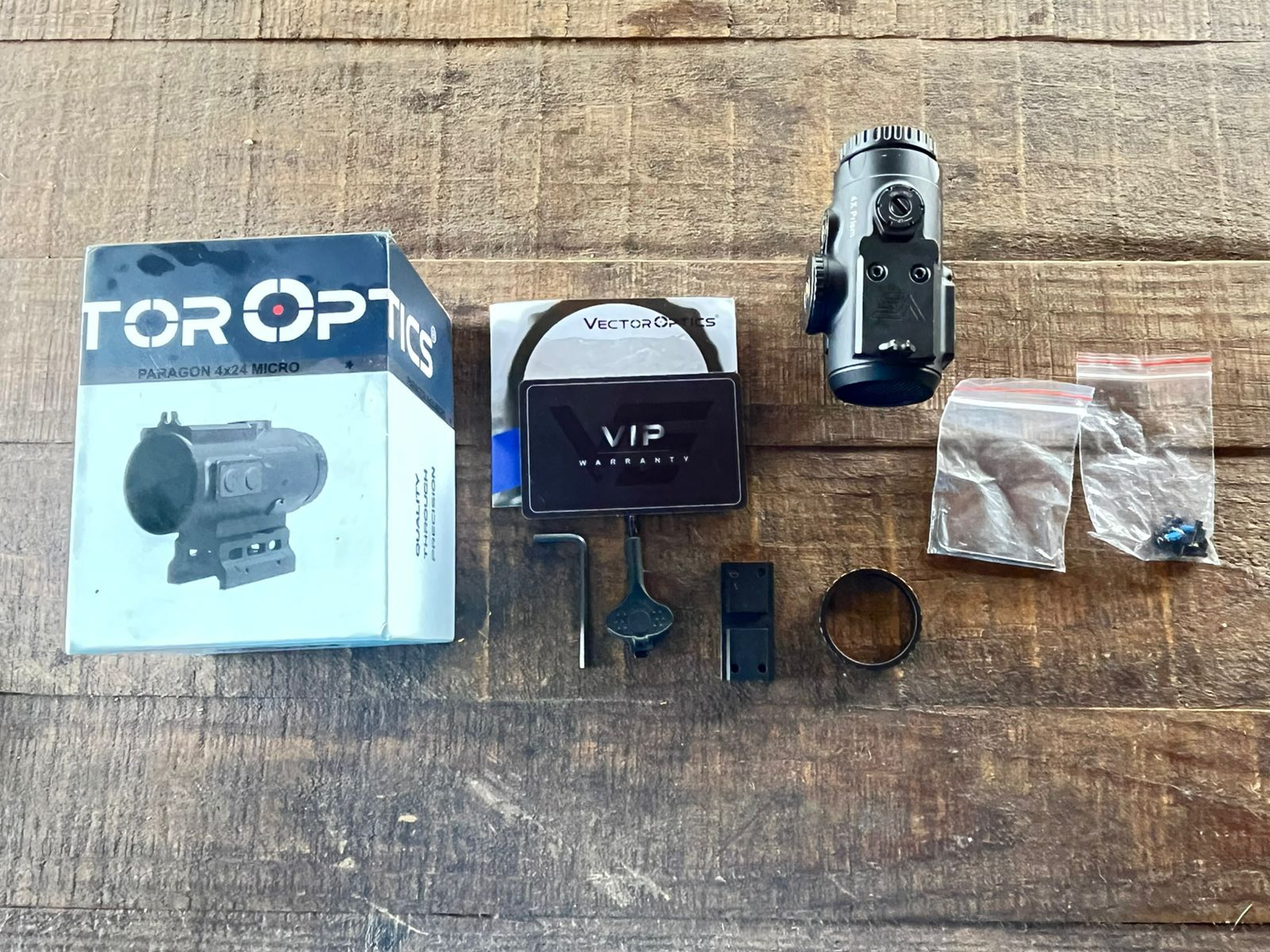 Vector Optics Paragon 4x24 Micro