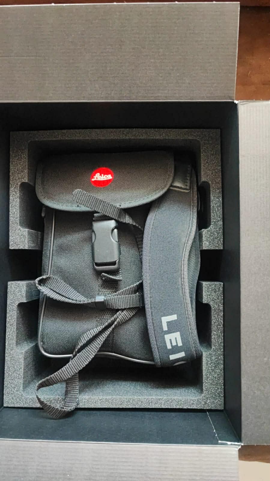 Leica Geovid 10x42 - Image 2