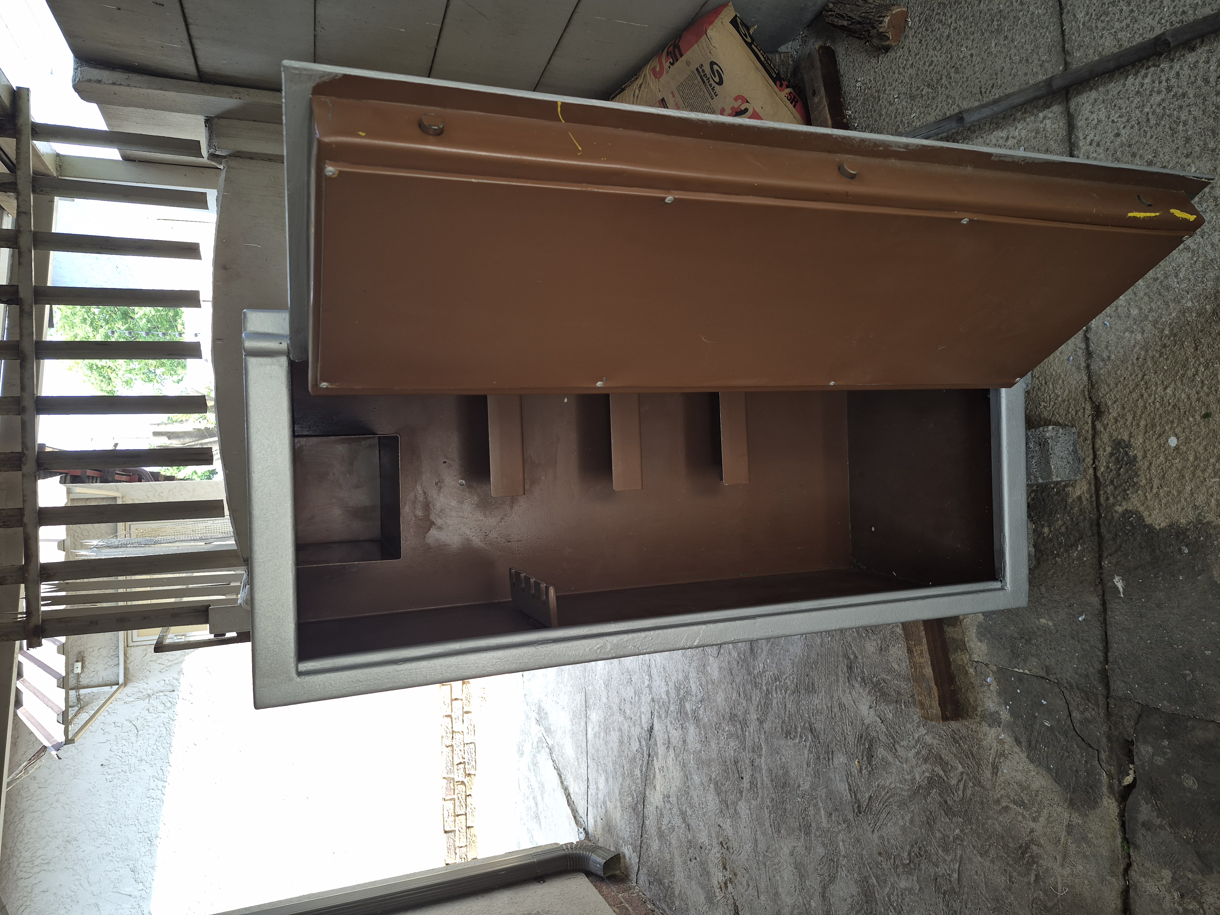 7 Rifle safe - Image 4