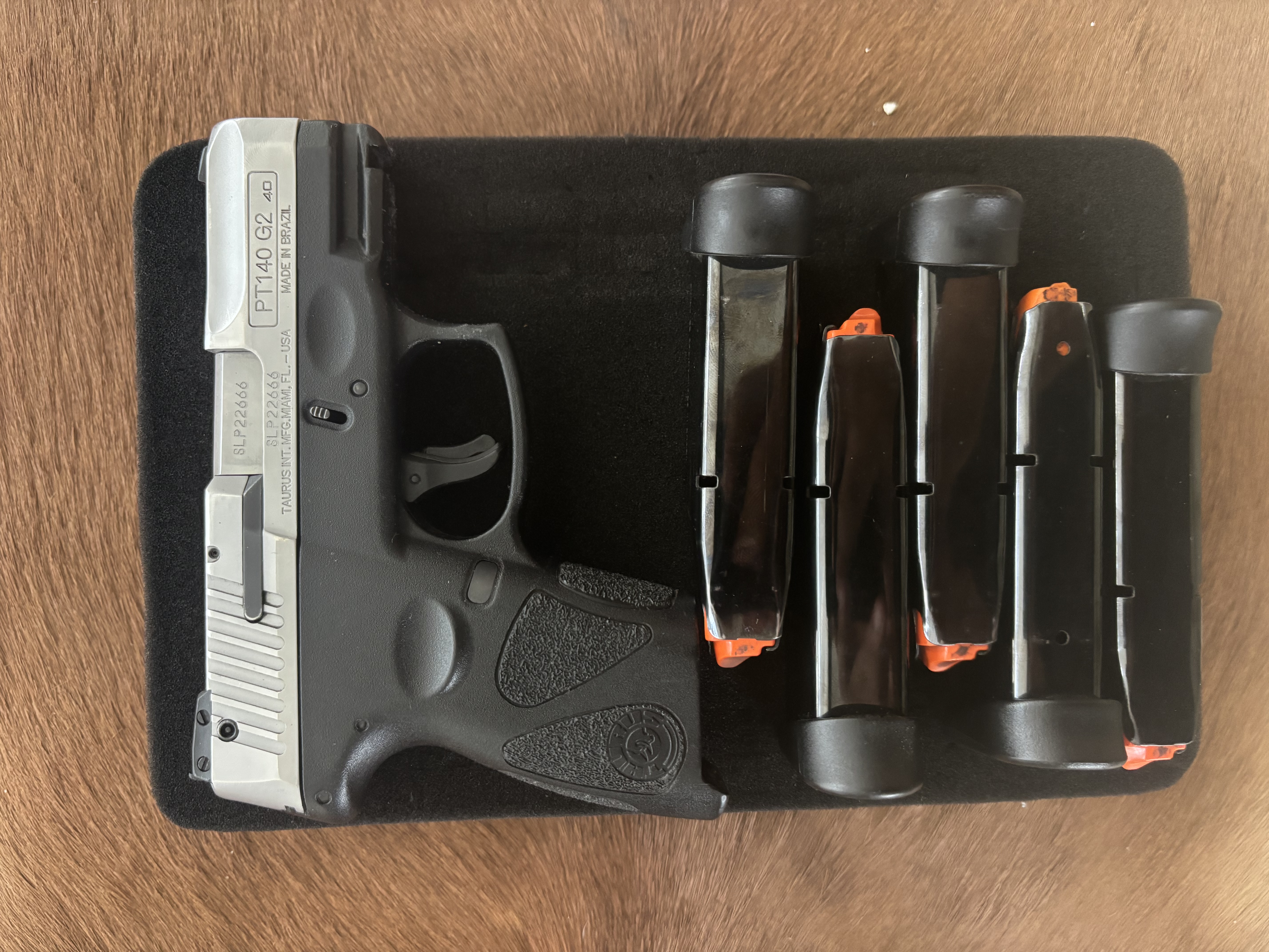 Taurus PT140 .40 S&W