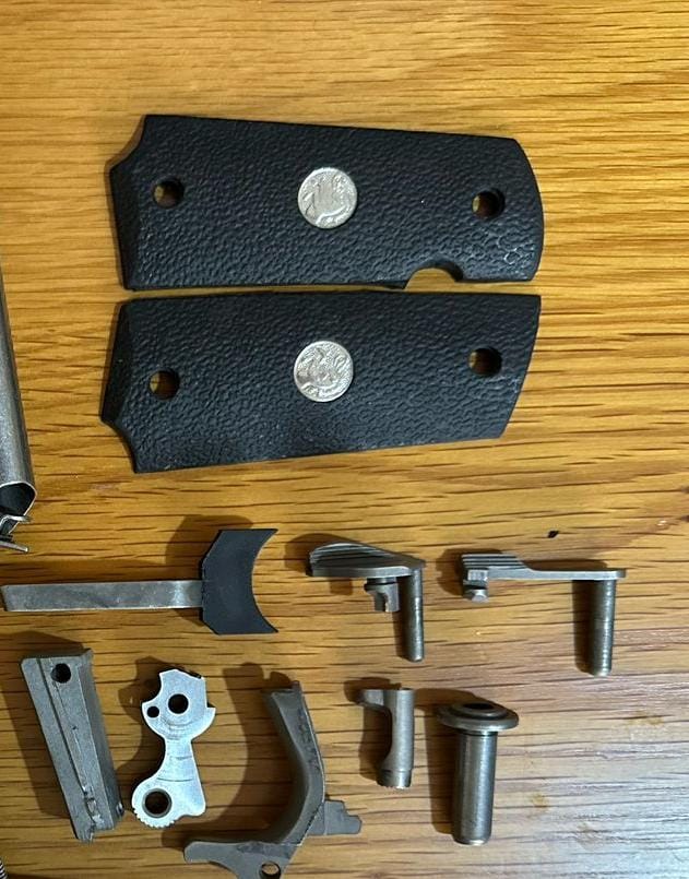 Origainal Colt mk iv parts - Image 3