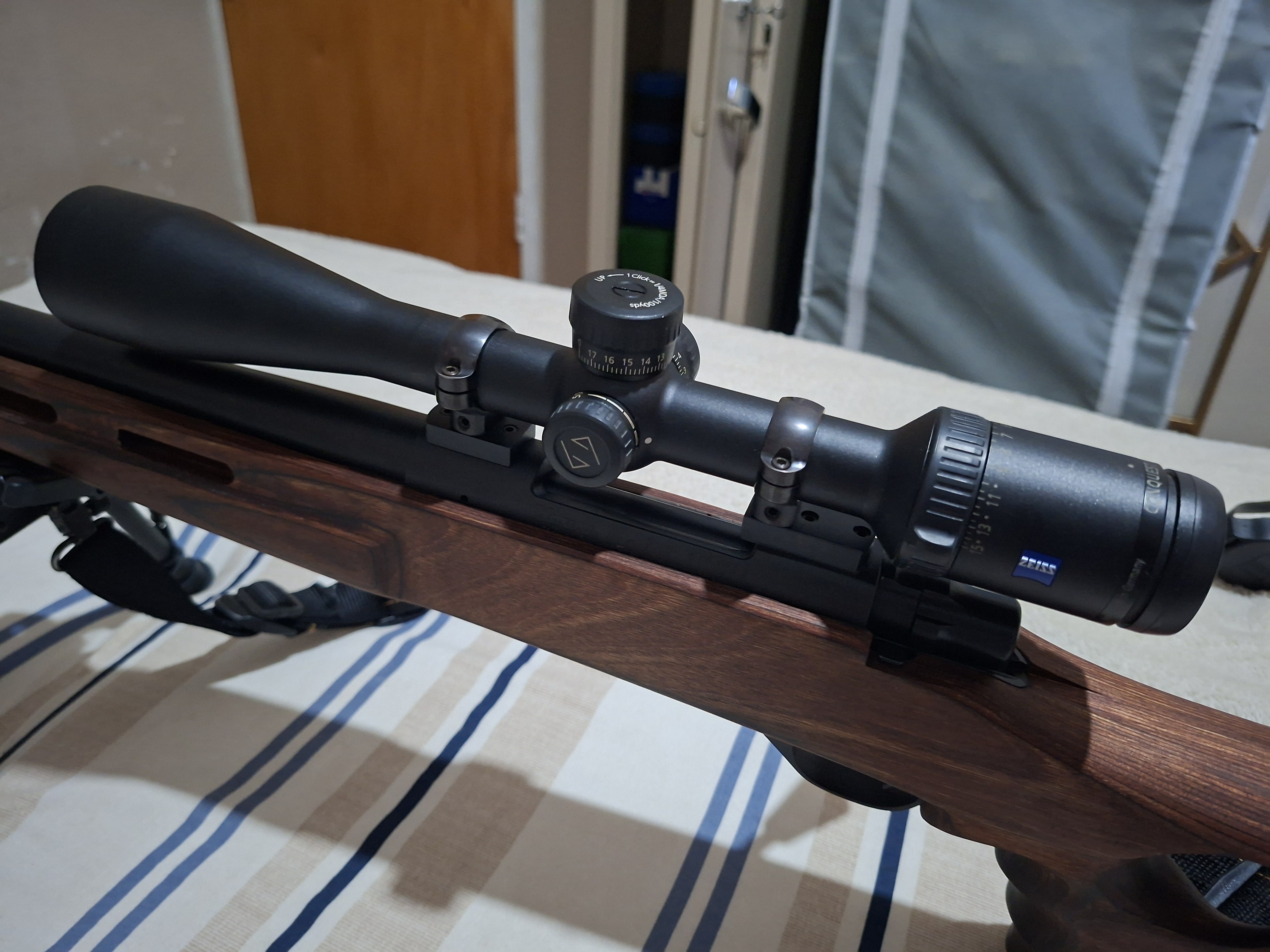 Zeiss Conquest HD5 3-15X42 riflescope with Z-Plex reticle