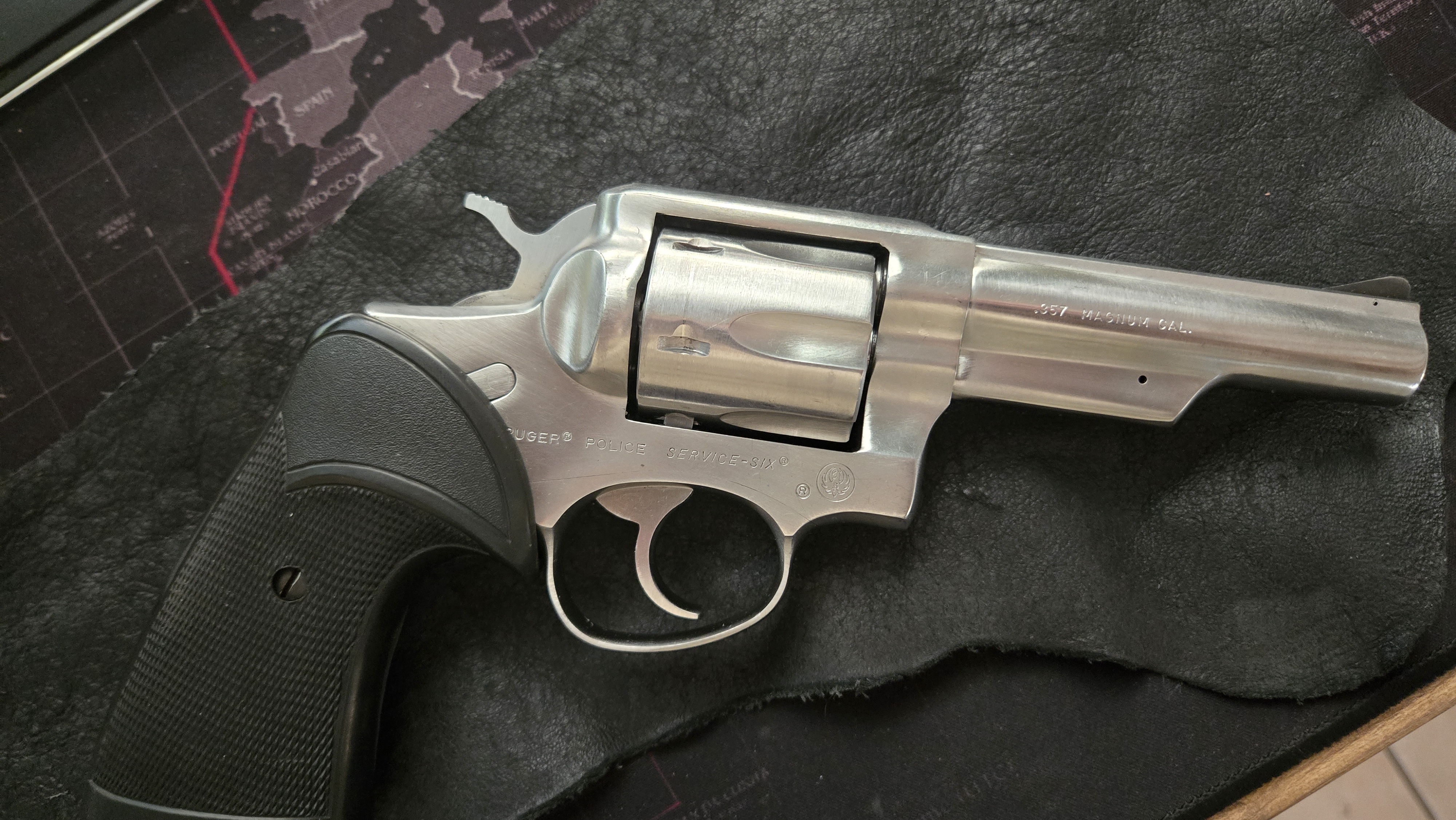 Ruger Service six - Image 2